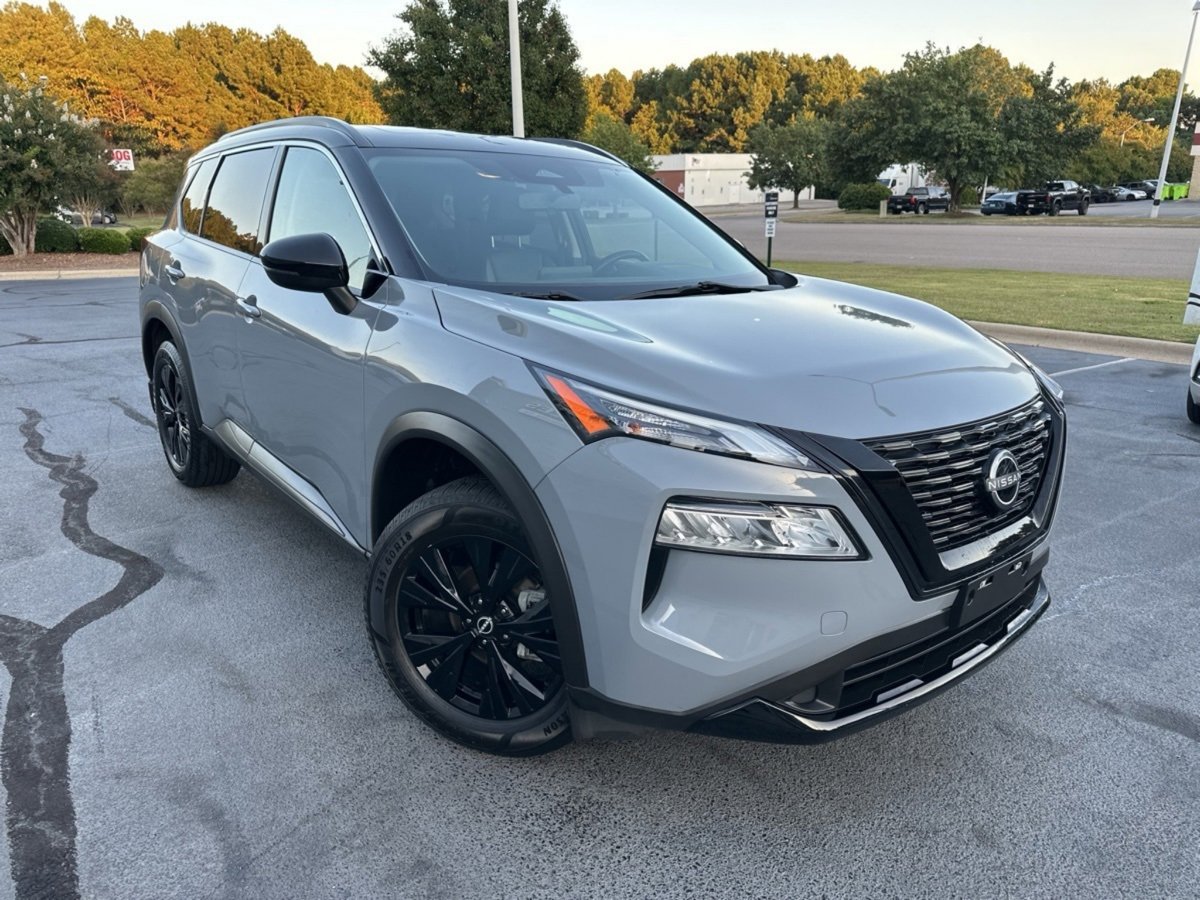 Used 2023 Nissan Rogue SV w/ SV Premium Package