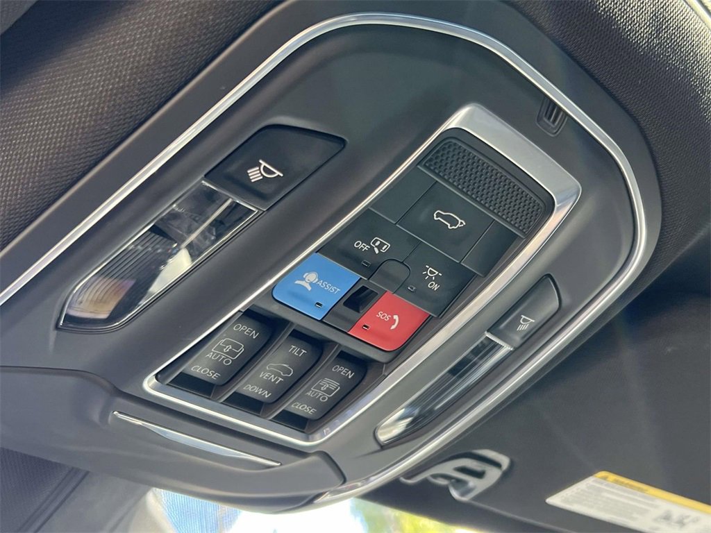 Used 2022 Jeep Wagoneer Series II image 12