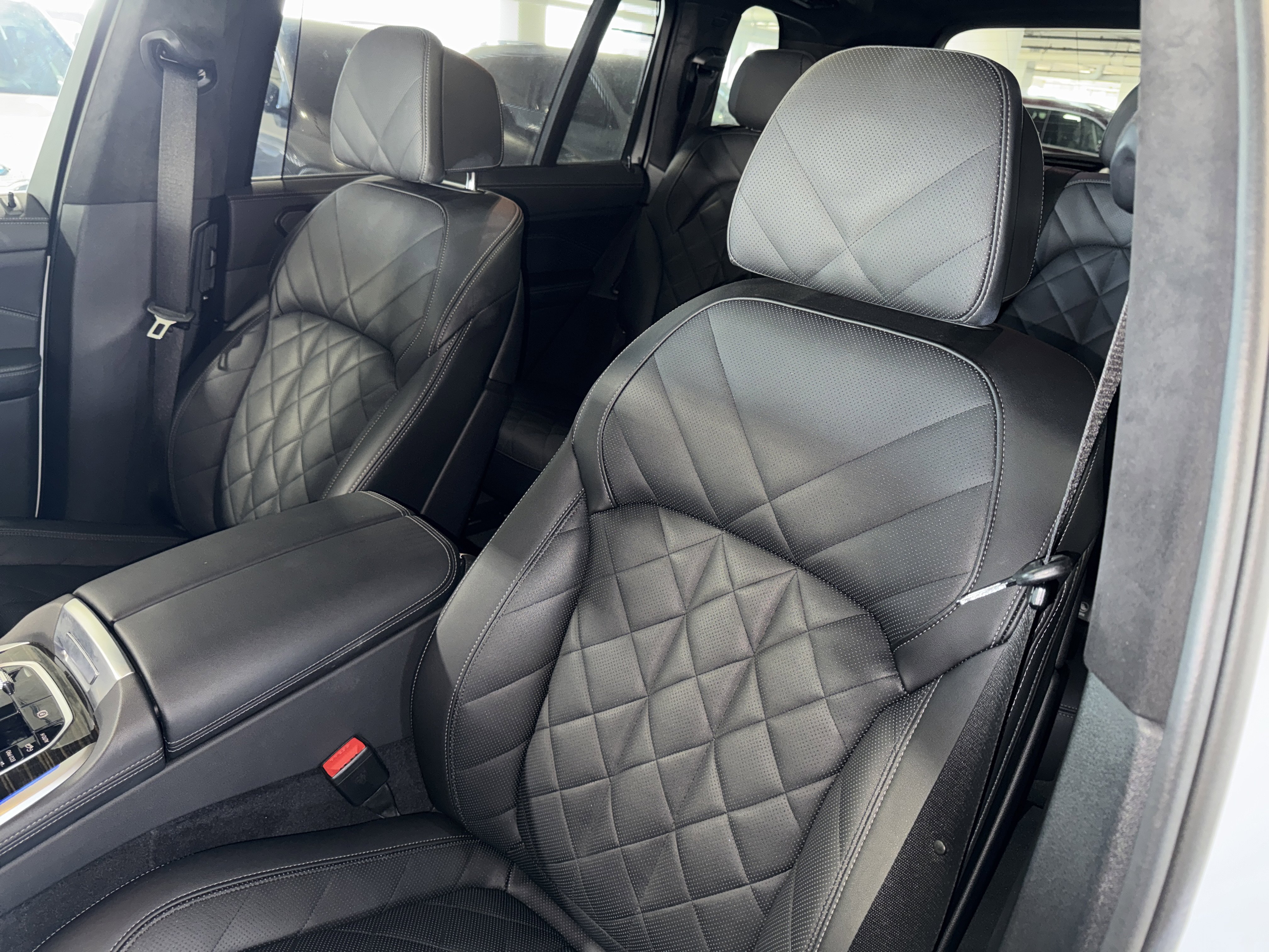 Certified 2024 BMW X7 xDrive40i image 34