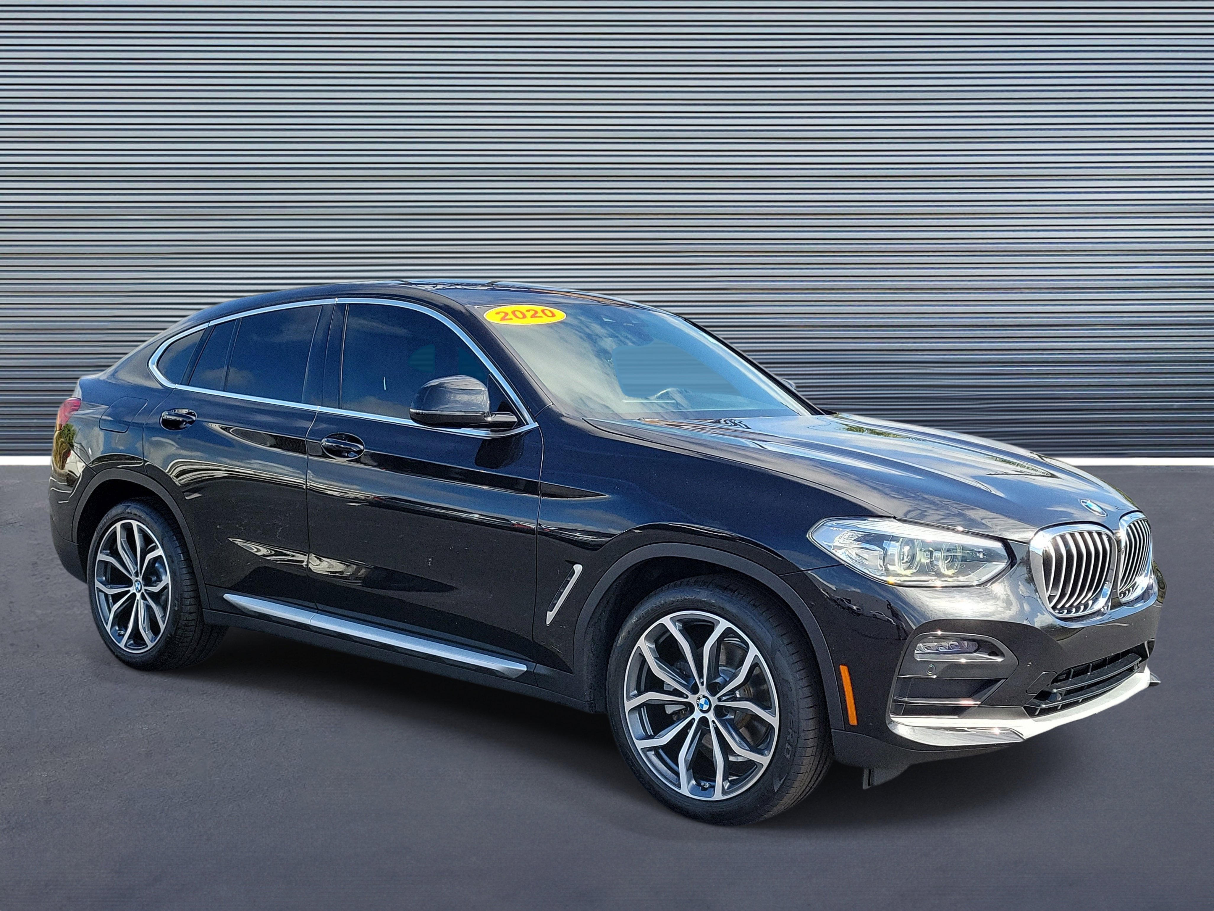 Used 2020 BMW X4 xDrive30i video 2
