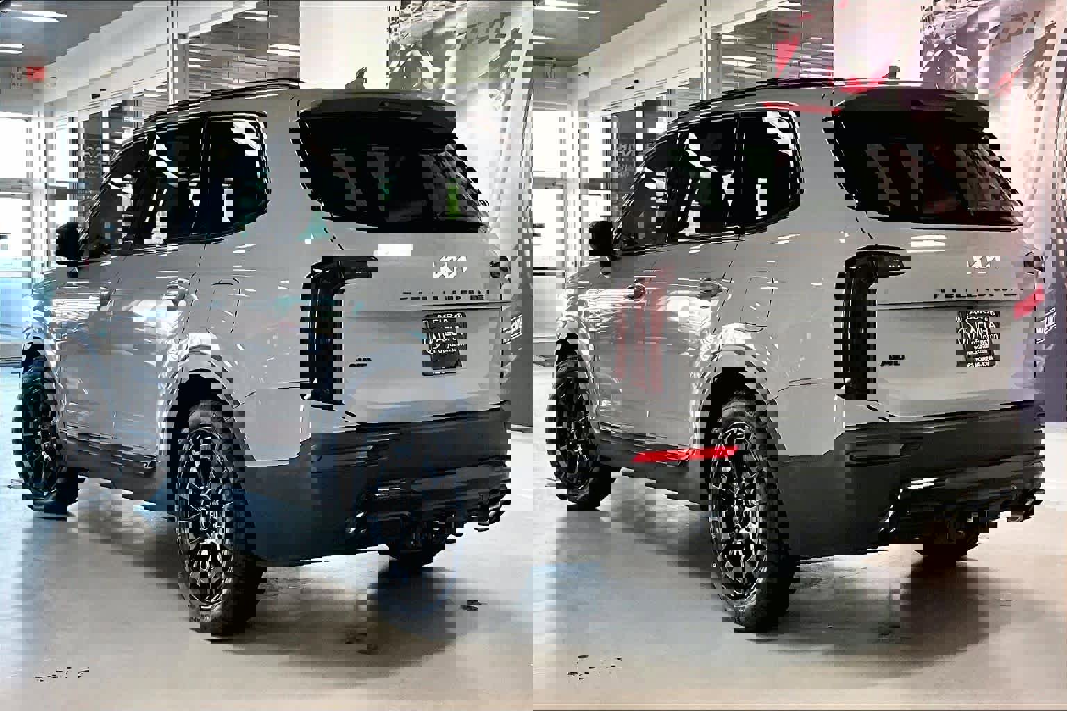 Used 2022 Kia Telluride EX w/ EX Premium Package image 4