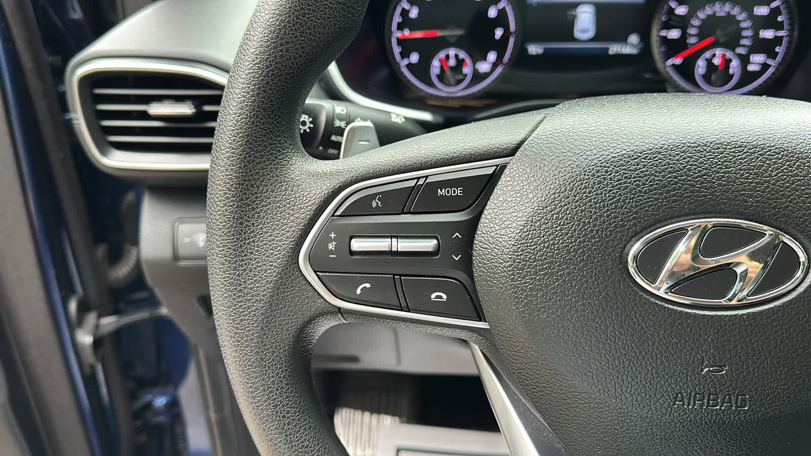 Used 2023 Hyundai Santa Fe SE w/ Cargo Package image 14