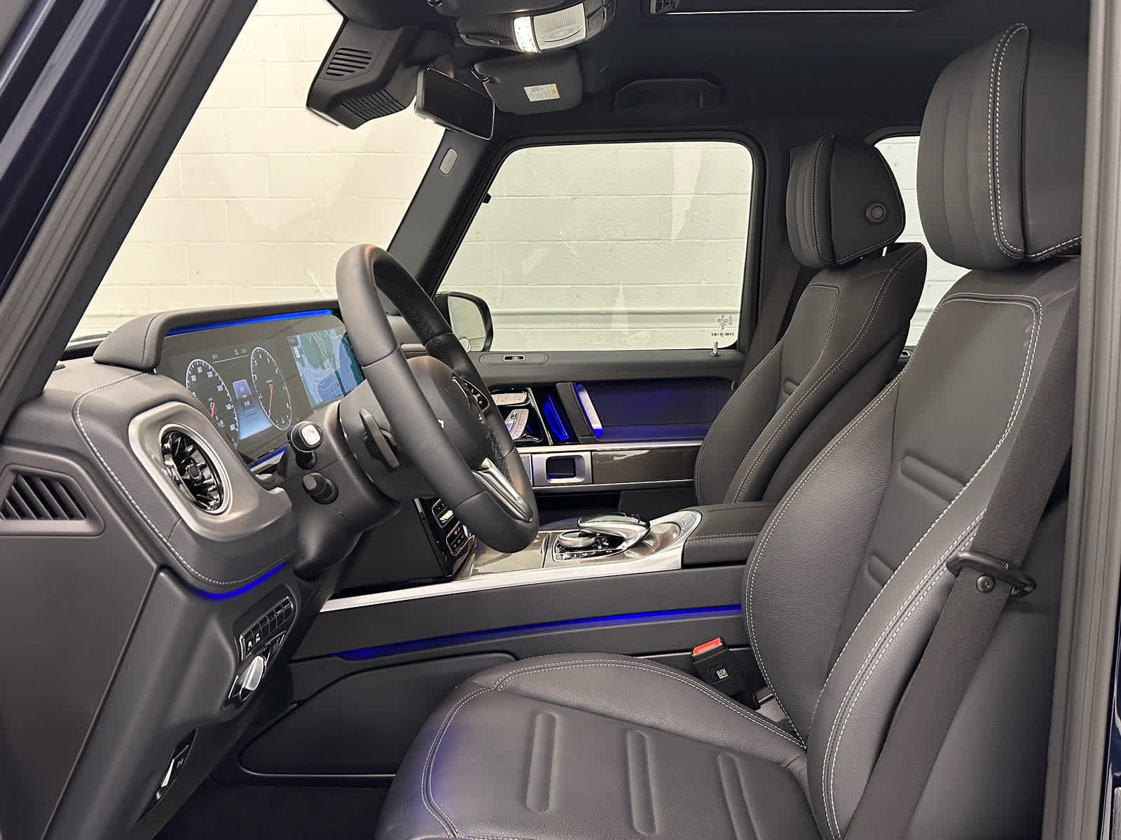 Used 2024 Mercedes-Benz G 550 w/ Night Package image 11