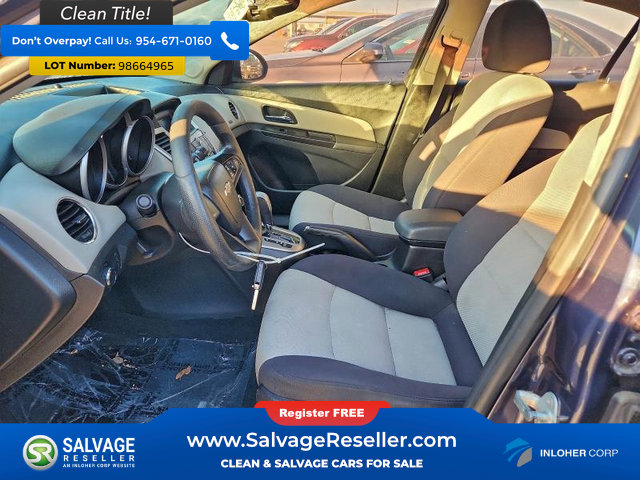 Used 2014 Chevrolet Cruze LS image 9