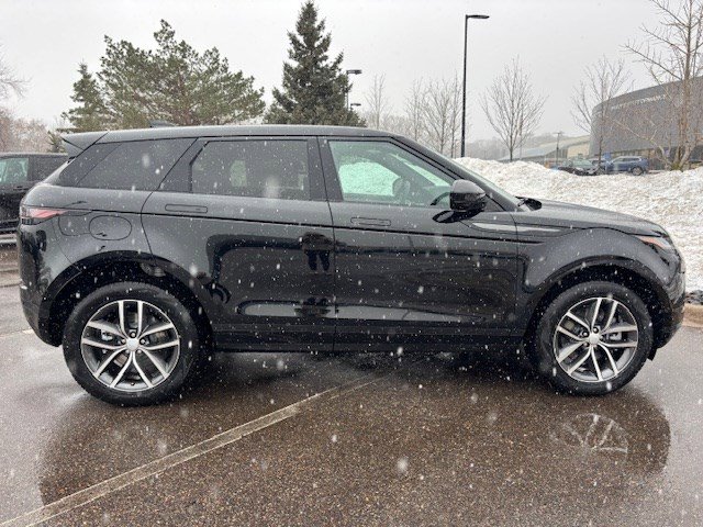 New 2026 Land Rover Range Rover Evoque S image 4