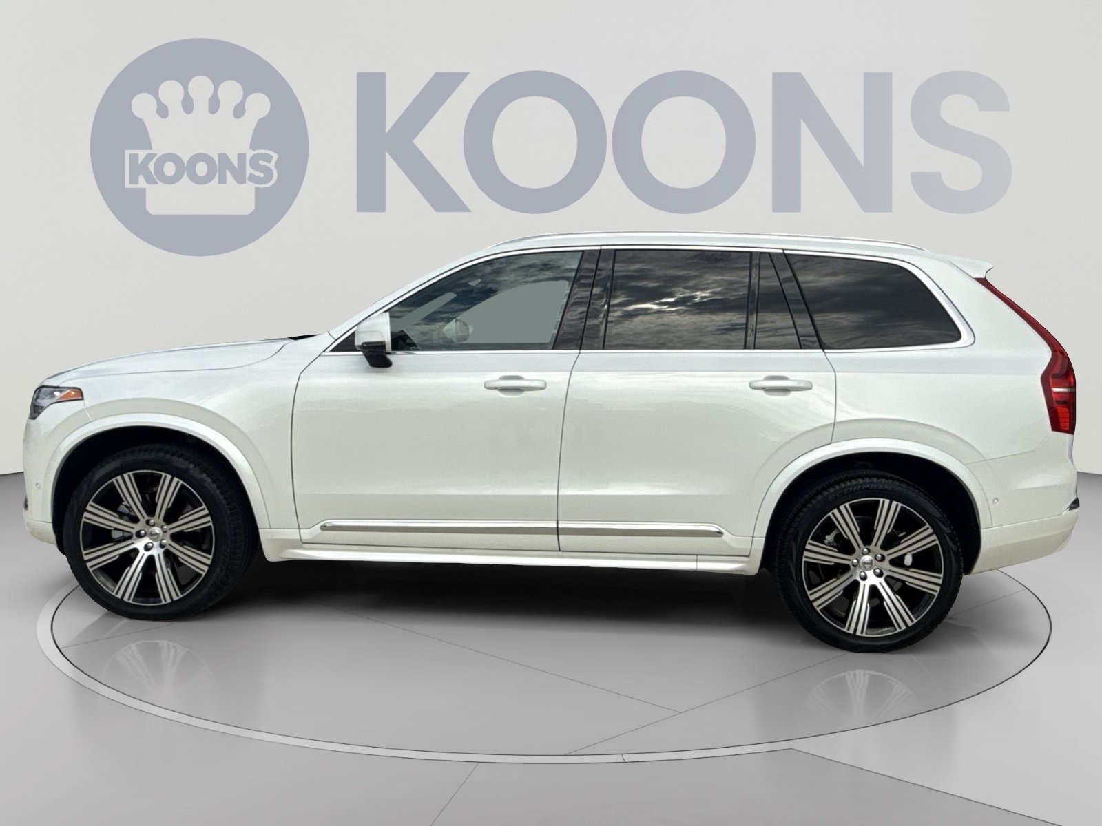 Certified 2024 Volvo XC90 B6 Ultimate w/ Protection Package Premier AWD/4WD image 2