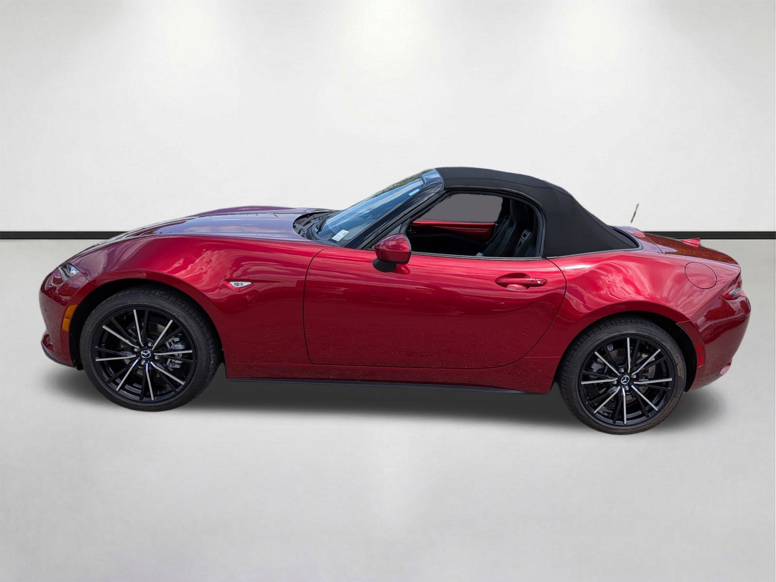 Certified 2025 MAZDA MX-5 Miata Grand Touring RWD image 7
