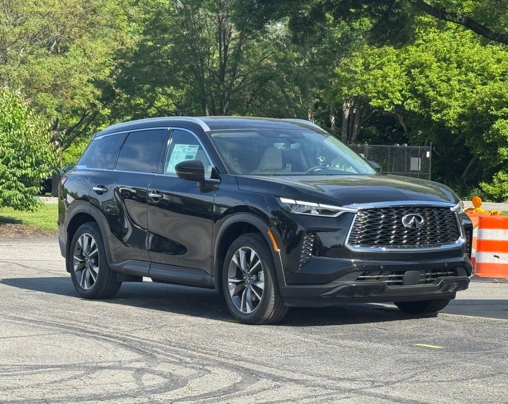 New 2025 INFINITI QX60 Luxe