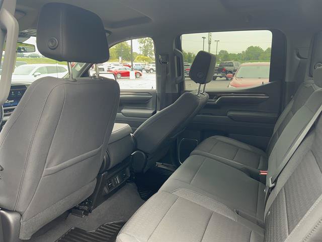 Used 2023 Chevrolet Silverado 1500 LT AWD/4WD image 15