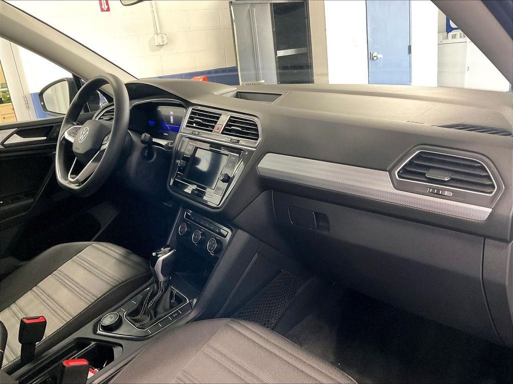 Used 2023 Volkswagen Tiguan S AWD/4WD image 14