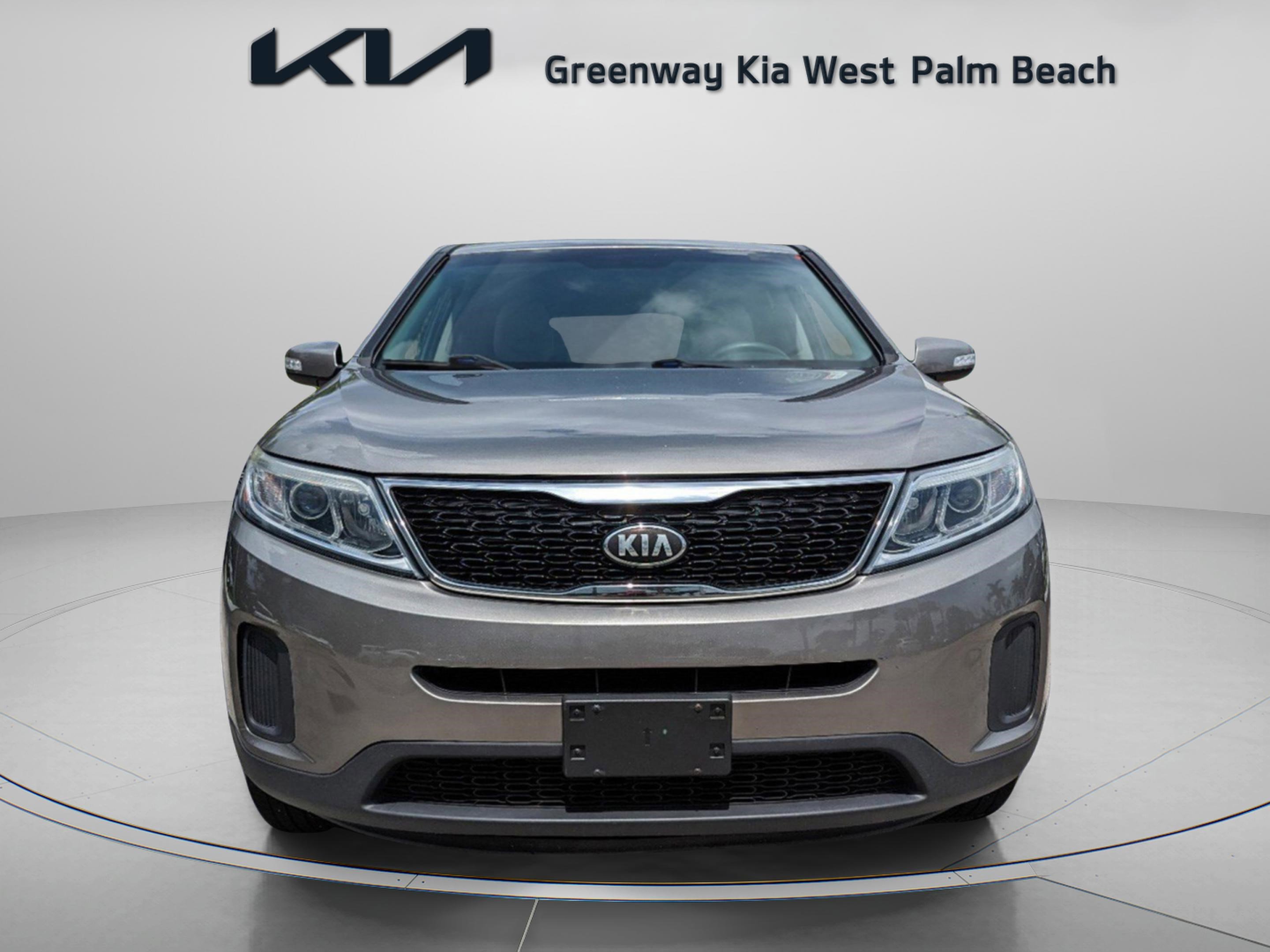 Used 2014 Kia Sorento LX image 3