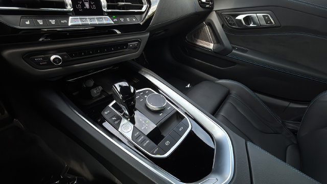 Used 2023 BMW Z4 M40i w/ Premium Package RWD image 16