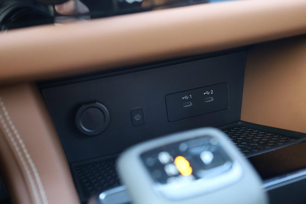 New 2026 Nissan Pathfinder Platinum image 13