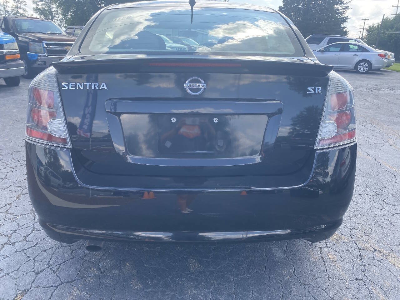 Used 2011 Nissan Sentra 2.0 SR w/ Convenience Pkg FWD image 6