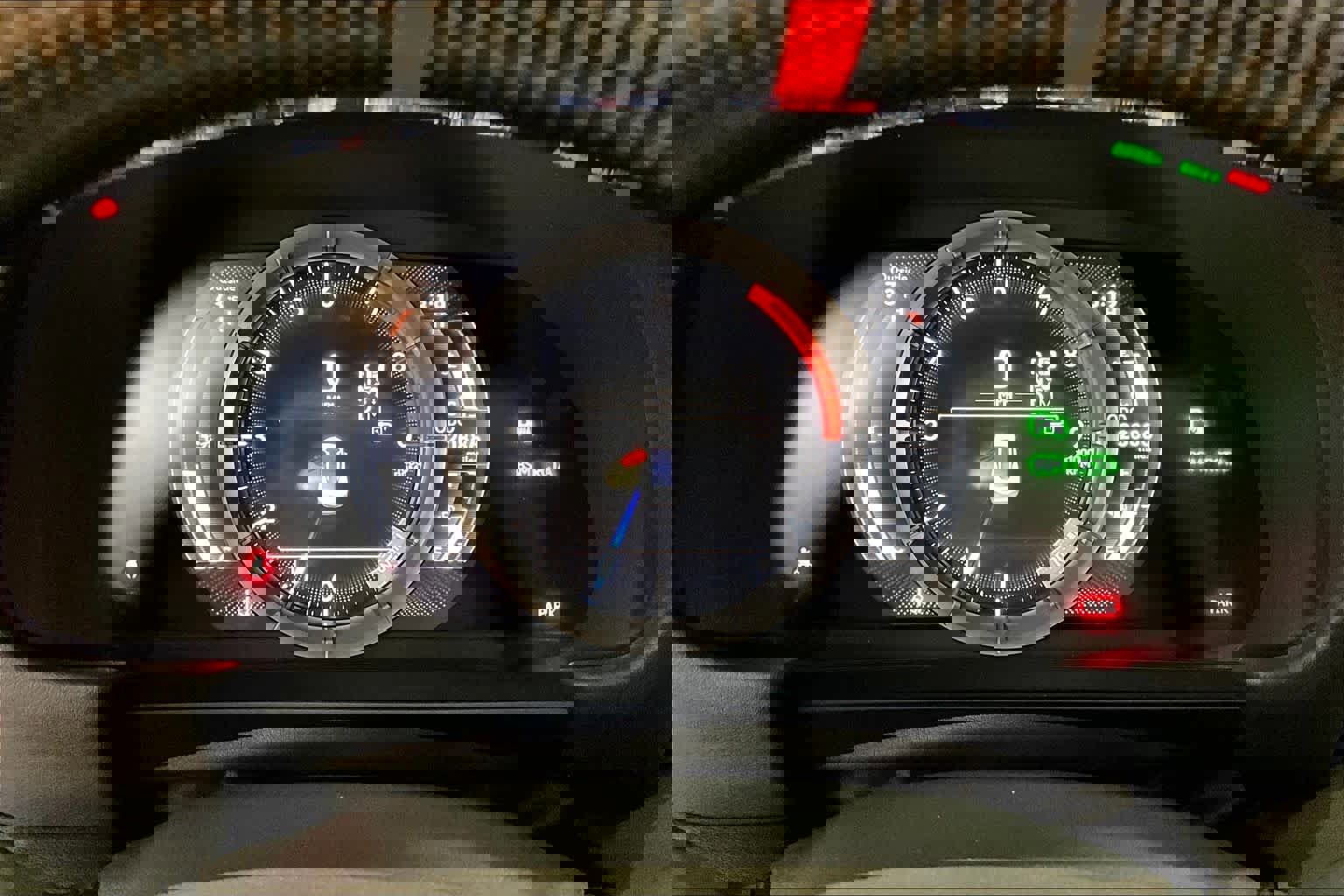 Used 2019 Lexus LC 500 Coupe w/ Carbon Fiber Package image 23