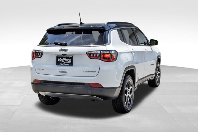 Used 2024 Jeep Compass Limited AWD/4WD image 5