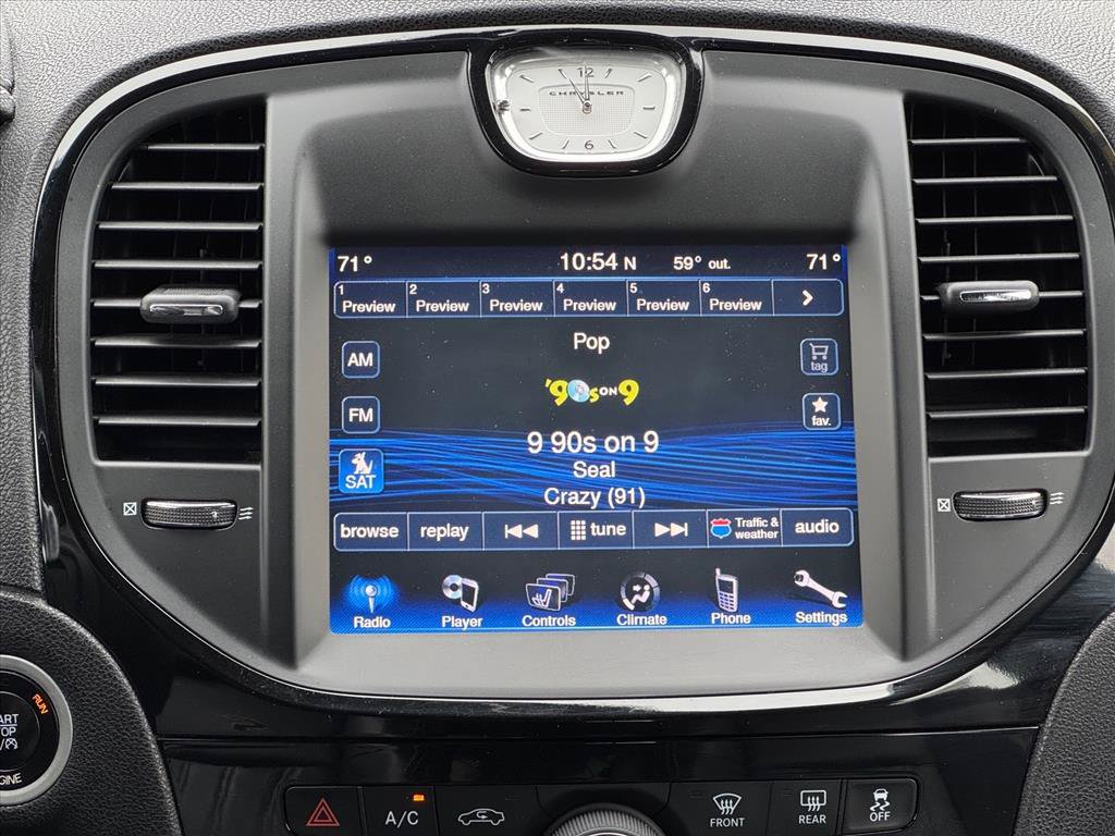 Used 2014 Chrysler 300 S AWD/4WD image 15