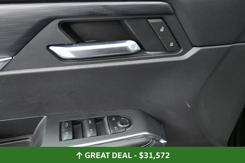 Used 2025 GMC Acadia Elevation FWD image 30