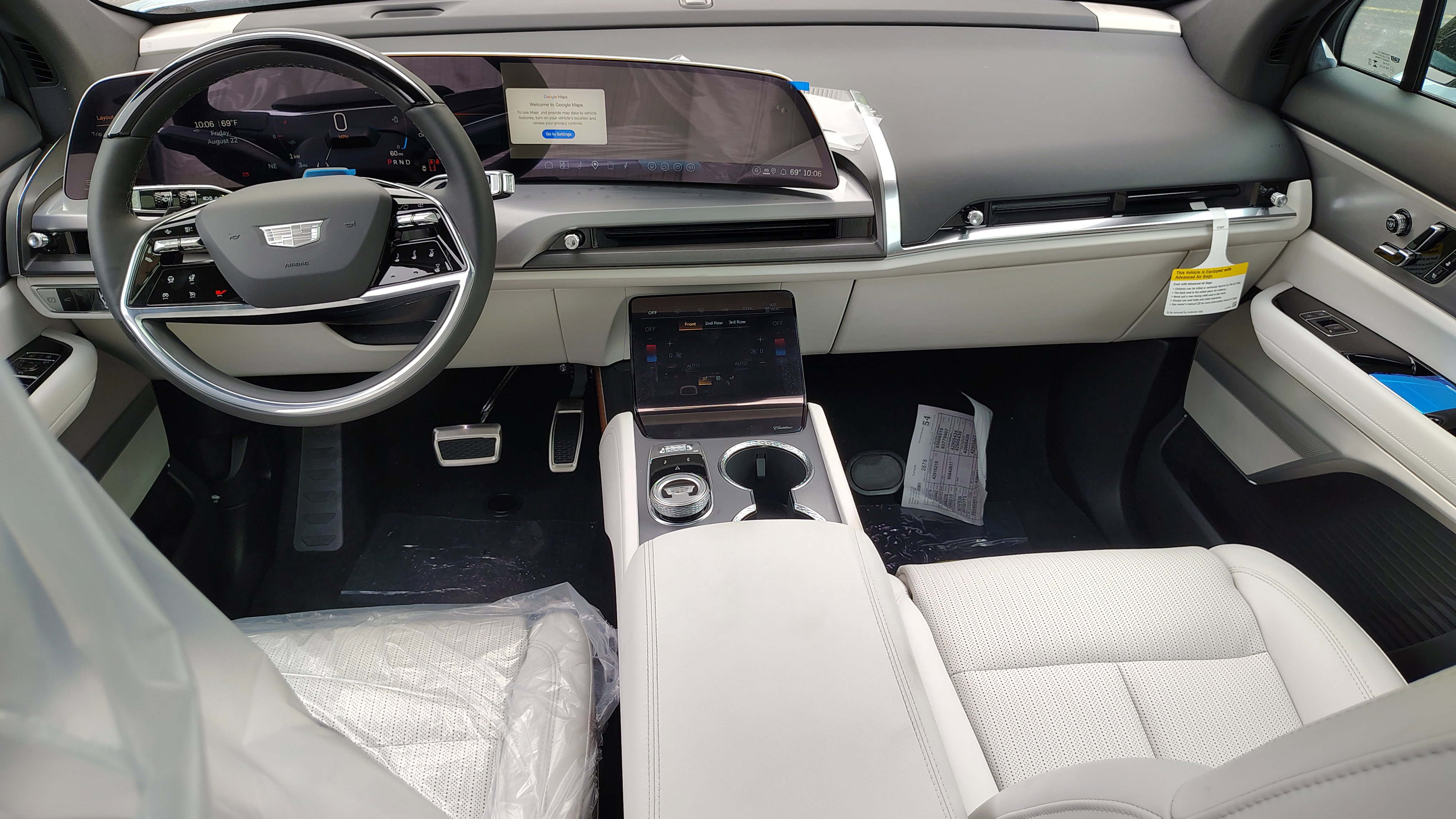 New 2026 Cadillac Vistiq Sport image 13