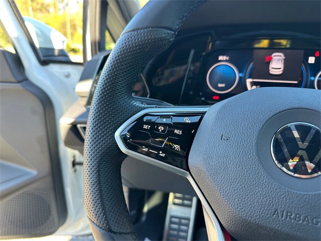 Used 2023 Volkswagen GTI SE image 23