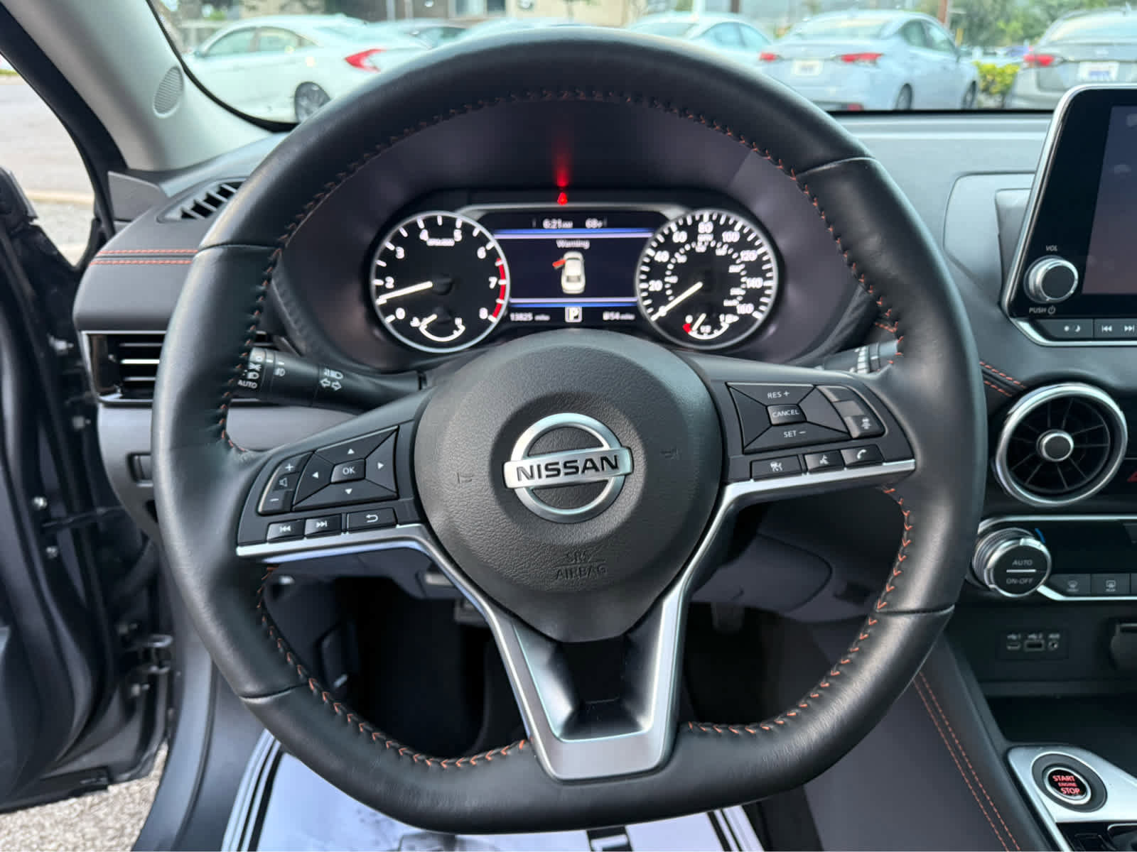 Used 2022 Nissan Sentra SR w/ SR Premium Package image 6