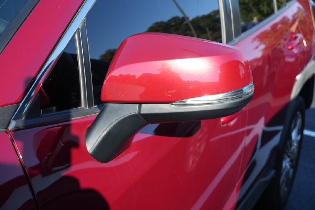 Used 2022 Toyota RAV4 XLE Premium AWD/4WD image 12