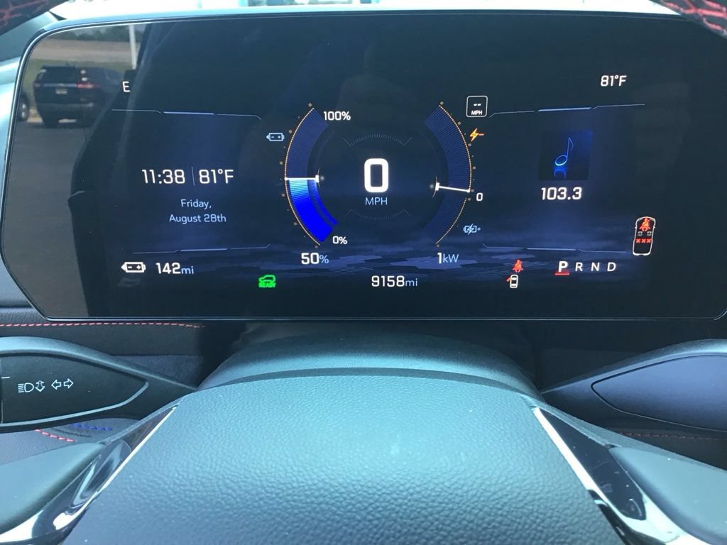 Used 2025 Chevrolet Blazer EV RS AWD/4WD image 38
