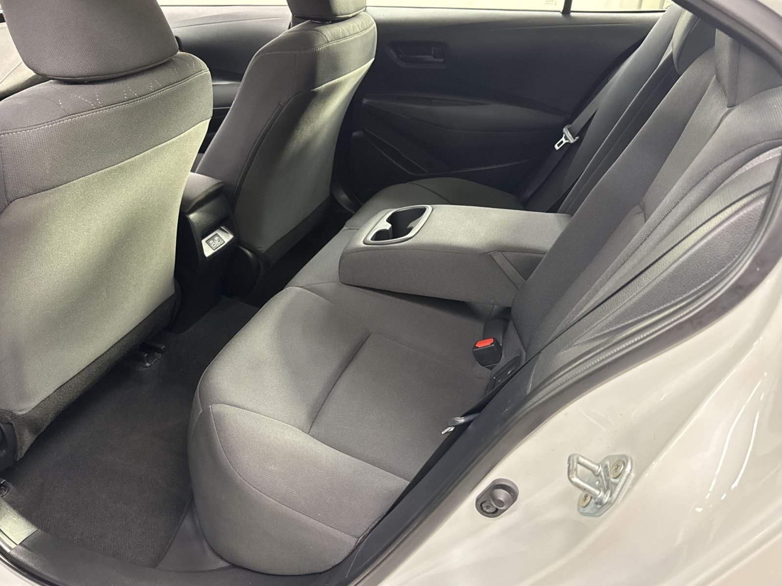 Used 2024 Toyota Corolla LE FWD image 36