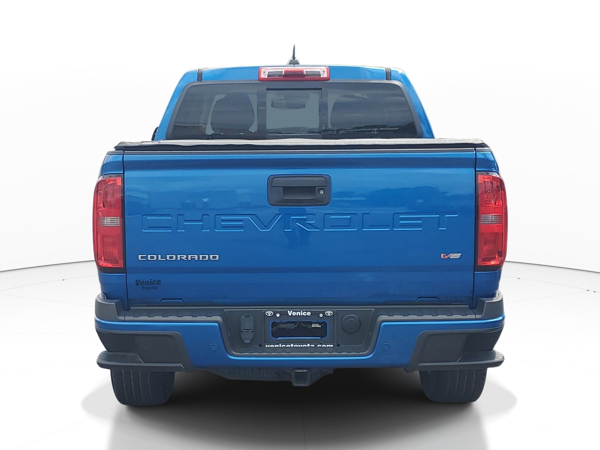 Used 2021 Chevrolet Colorado LT w/ Safety Package RWD image 5