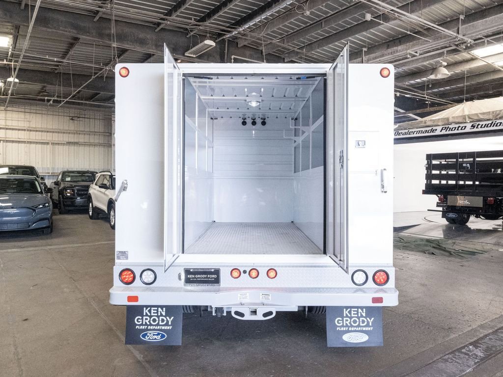 New 2026 Ford F350 XL w/ XL Chrome Package image 22