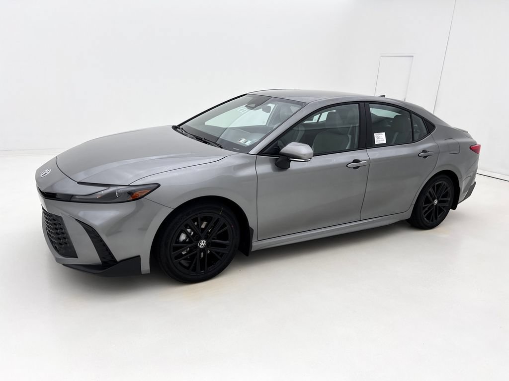 New 2026 Toyota Camry SE FWD image 2