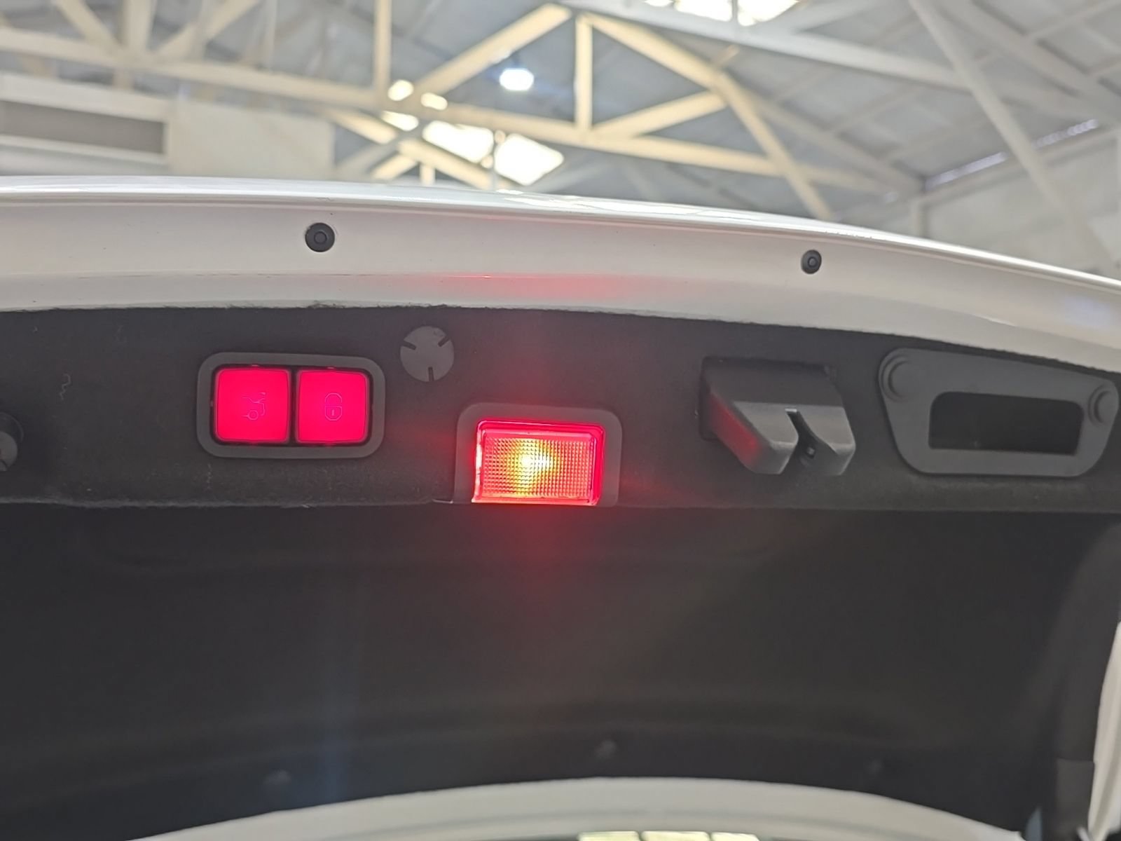 Used 2018 Mercedes-Benz C 300 Sedan image 13