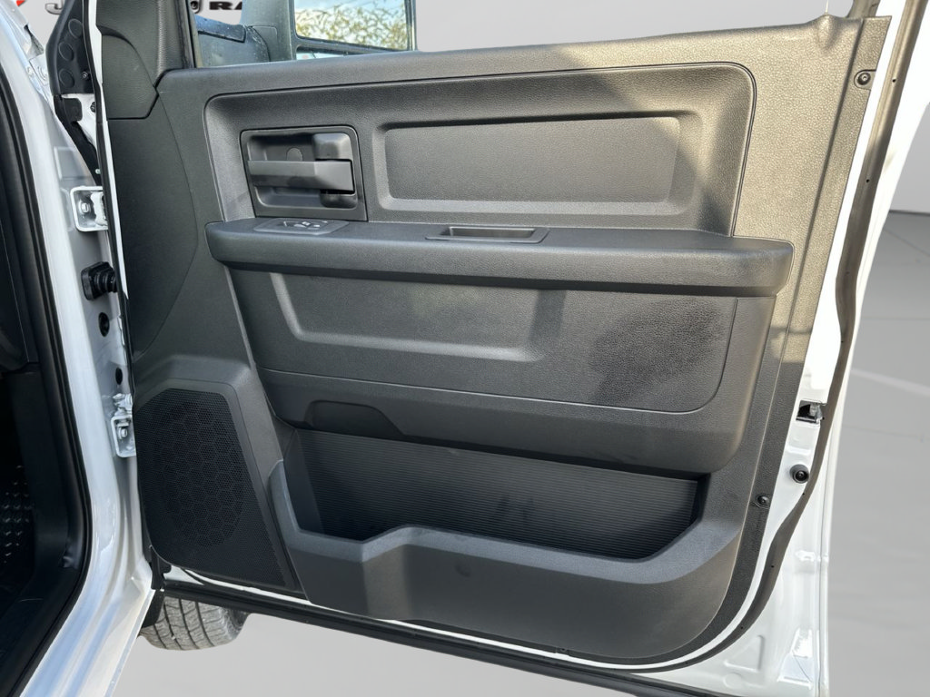 New 2027 RAM 3500 Tradesman AWD/4WD image 37