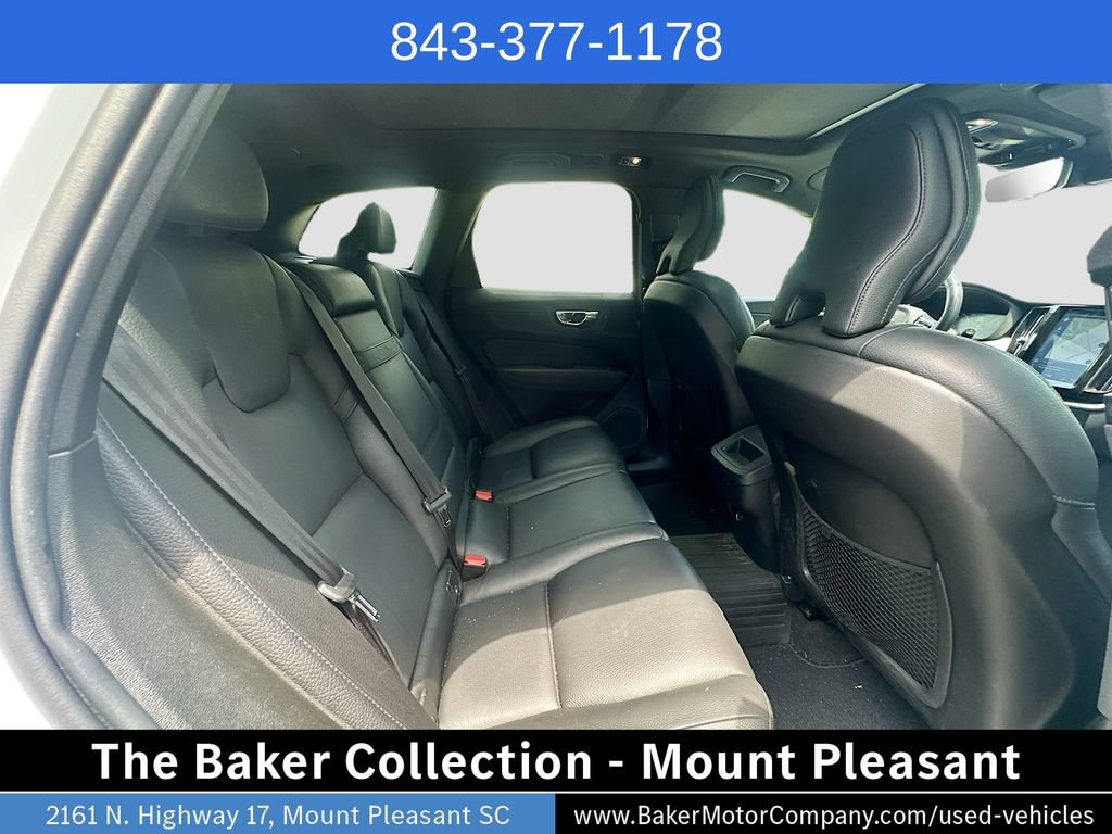 Used 2019 Volvo XC60 T5 Momentum w/ Multimedia Package AWD/4WD image 29
