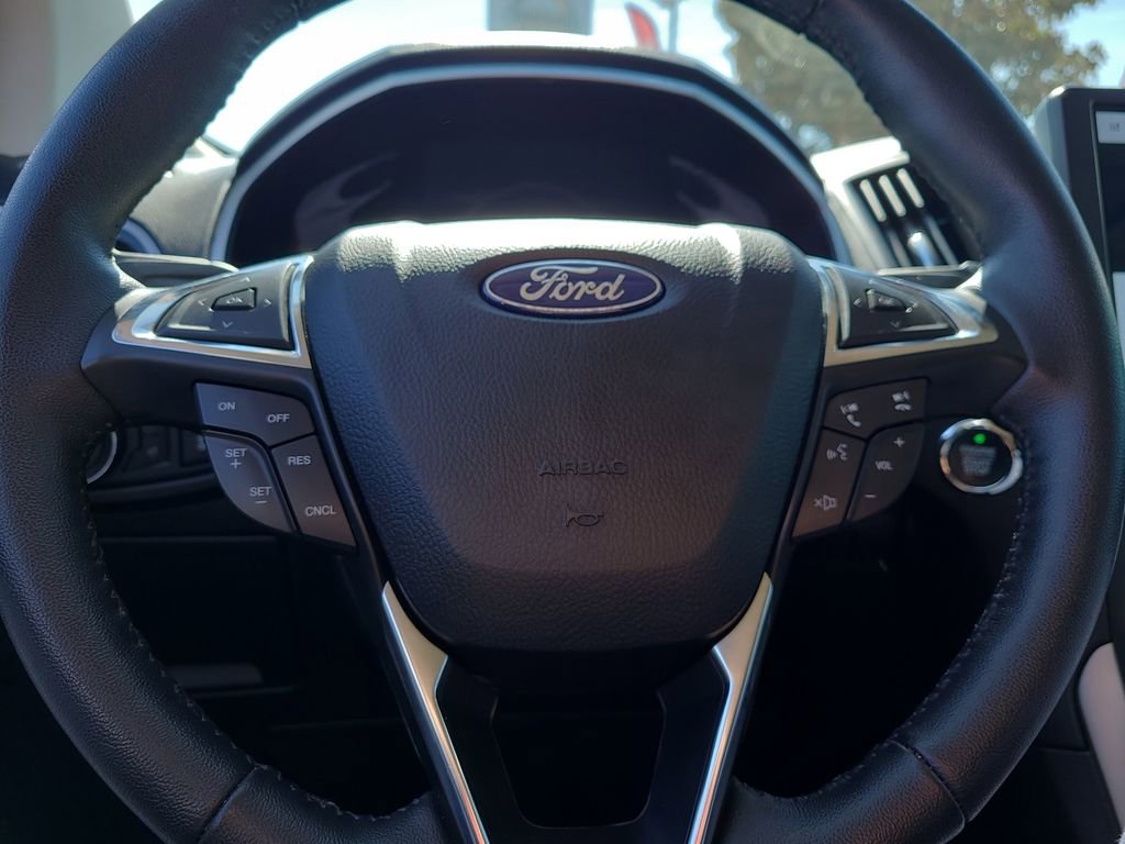 Used 2021 Ford Edge SEL w/ Convenience Package image 28