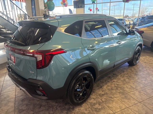 New 2026 Kia Seltos EX w/ EX Sunroof Package image 3