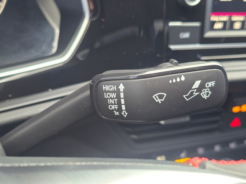 Used 2019 Volkswagen Jetta GLI image 30