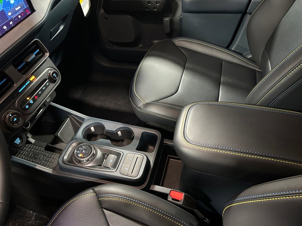 New 2025 Ford Maverick Lobo image 21