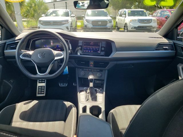 Certified 2023 Volkswagen Jetta Sport FWD image 2