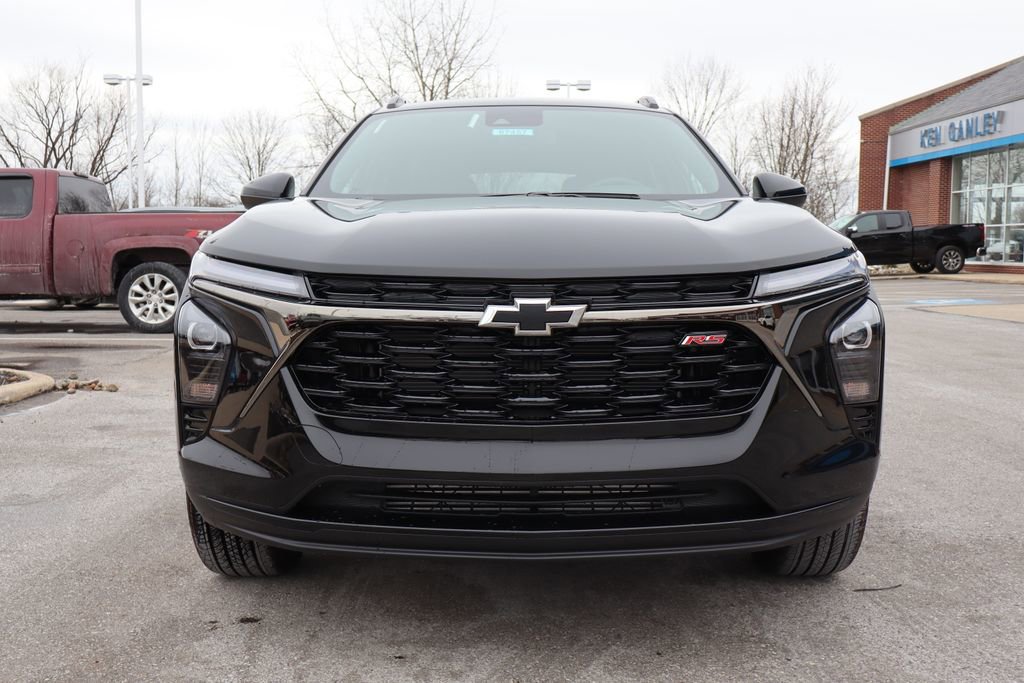 New 2026 Chevrolet Trax RS w/ Driver Confidence Package image 4