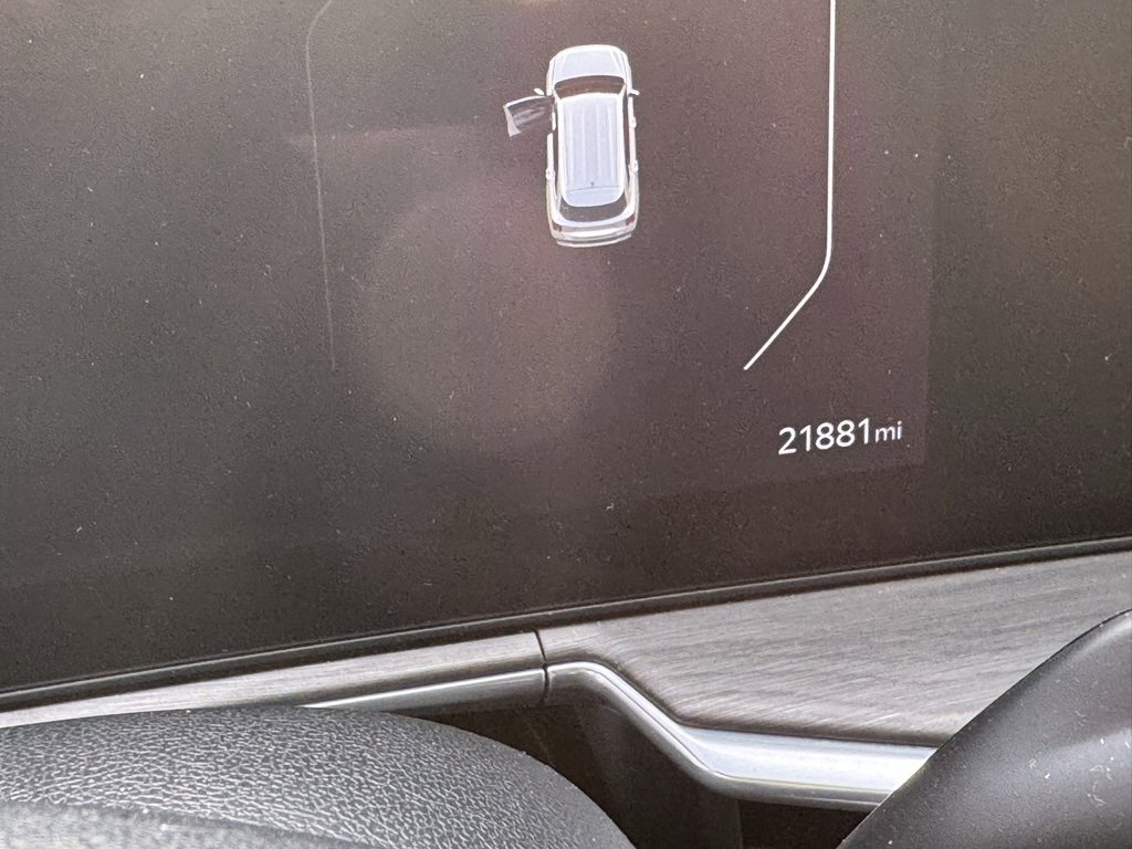 Used 2025 Kia Sorento SX Prestige w/ Olive Brown Leather Package image 9