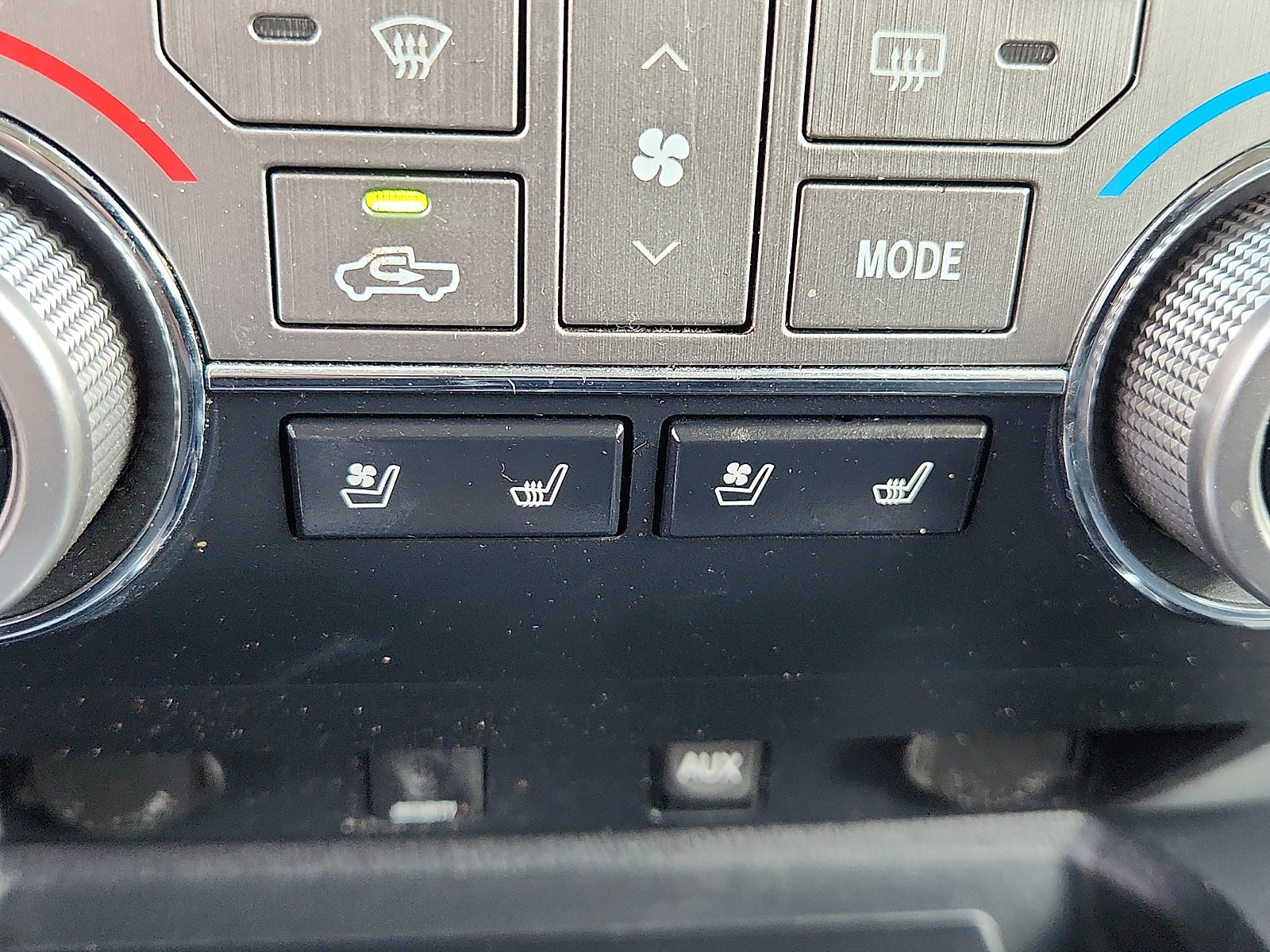 Used 2018 Toyota Tundra Platinum AWD/4WD image 27