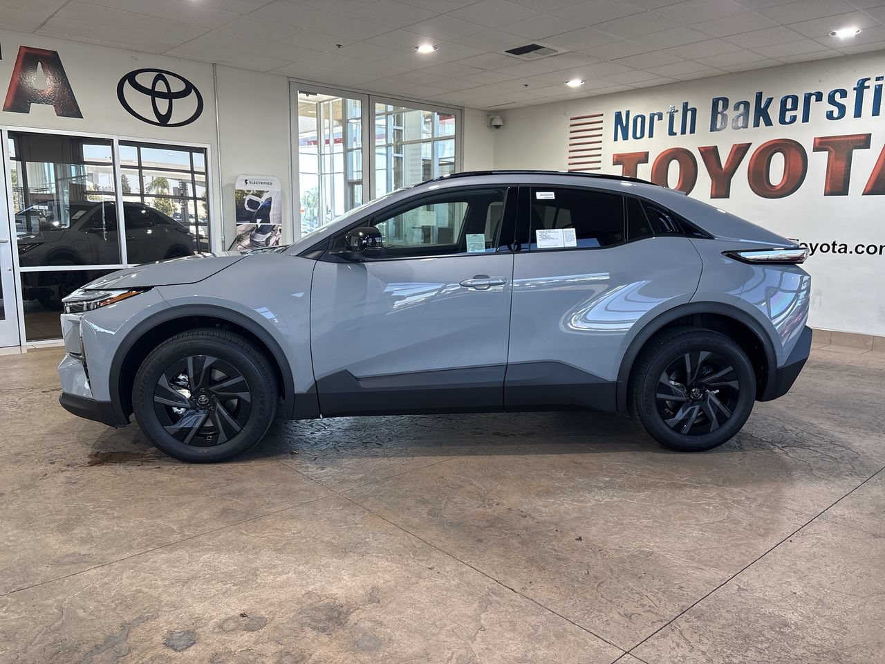 New 2026 Toyota C-HR AWD/4WD image 7