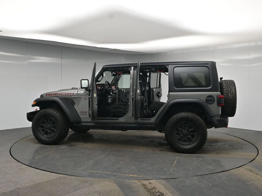 Used 2022 Jeep Wrangler Unlimited Rubicon w/ Dual Top Group AWD/4WD image 49