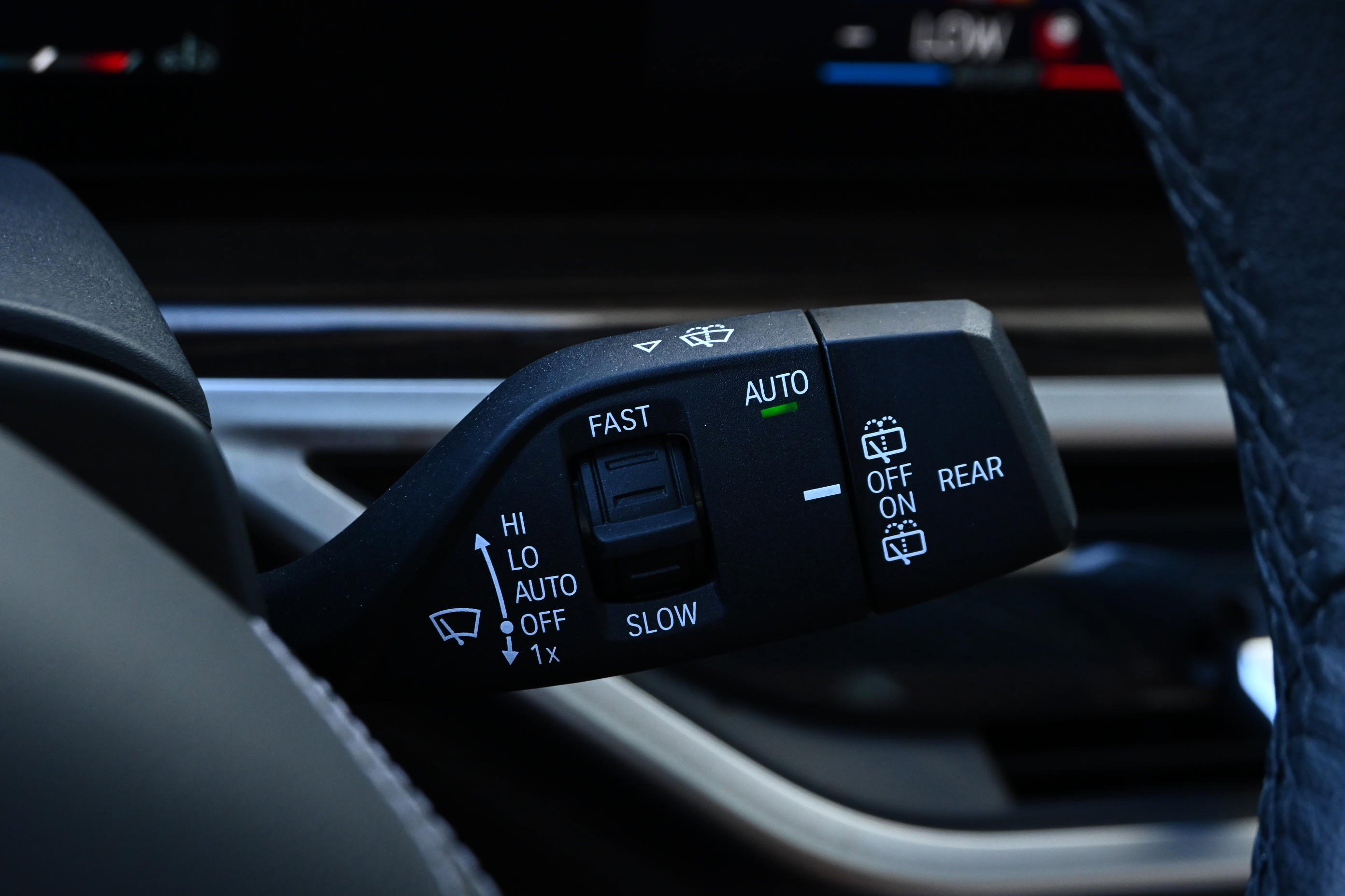 Certified 2024 BMW X5 sDrive40i w/ Premium Package image 33