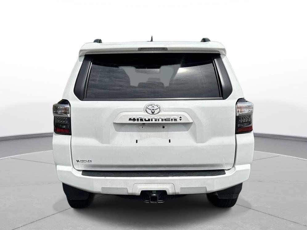 Used 2021 Toyota 4Runner SR5 AWD/4WD image 7