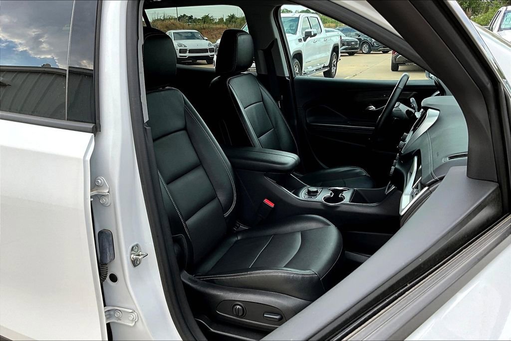 Certified 2024 GMC Terrain SLT image 10