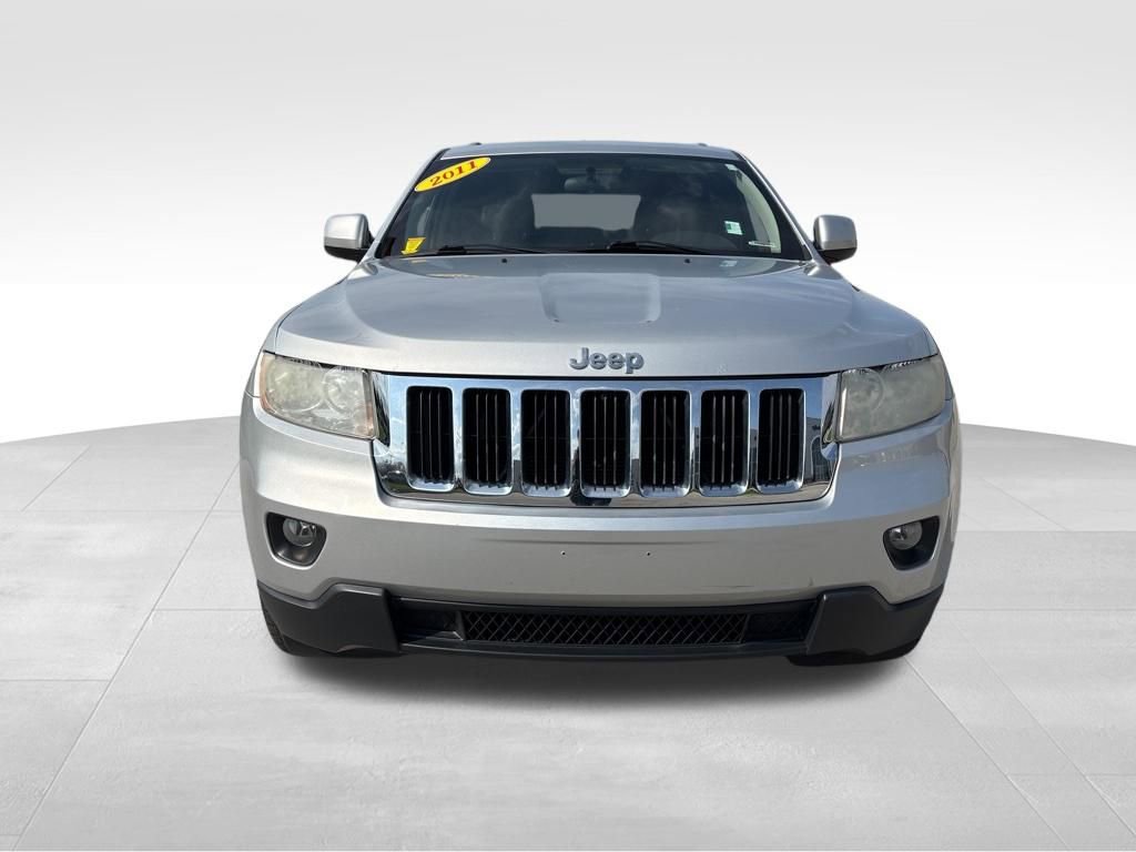 Used 2011 Jeep Grand Cherokee Laredo image 2