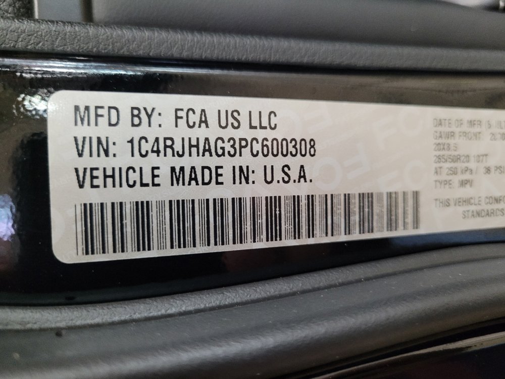 Used 2023 Jeep Grand Cherokee Altitude AWD/4WD image 33