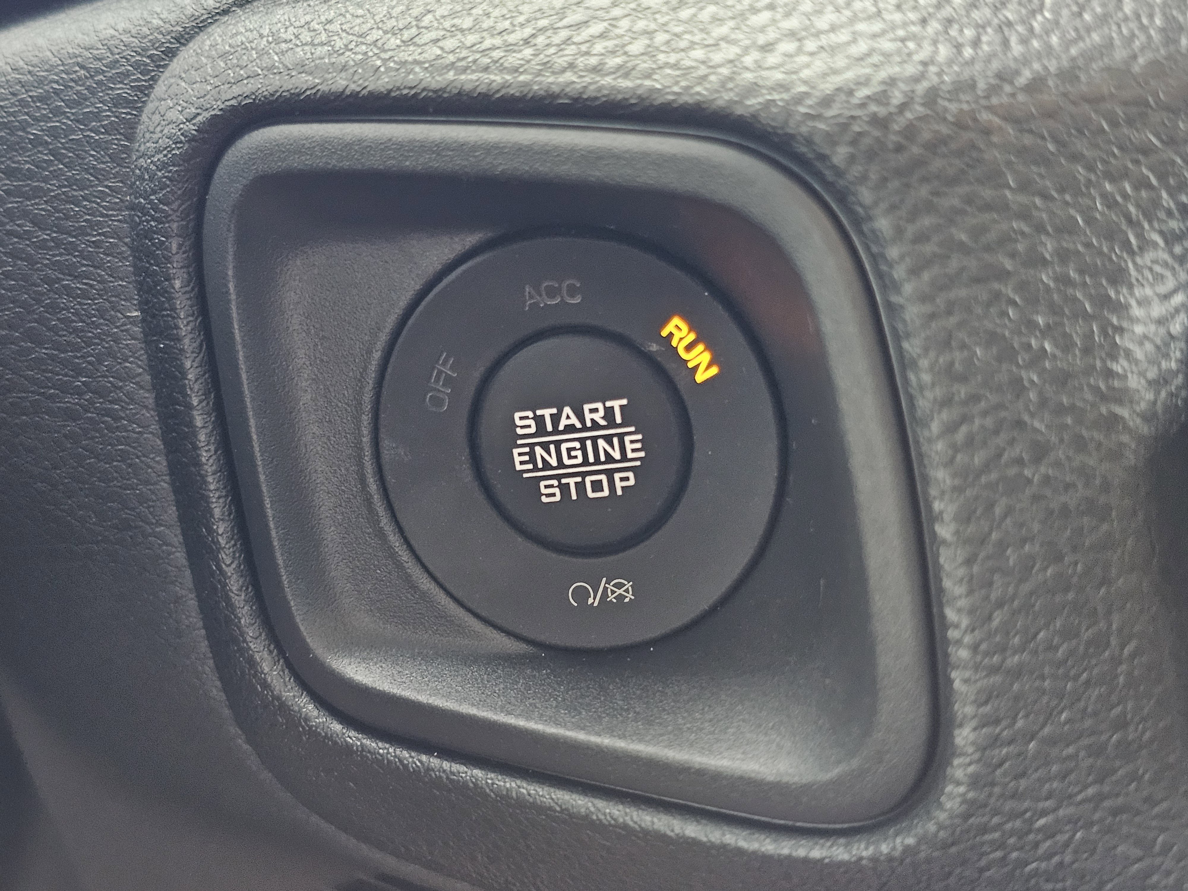 New 2025 Jeep Gladiator Willys image 18